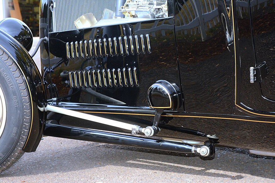 Donn Lowe Panel Striped RPU Classy Close UP Front 2.jpg