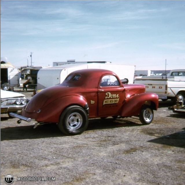 Don's Hot Rod Shop and willys.JPG