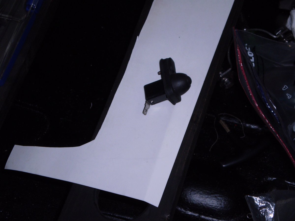 door switch 003.JPG