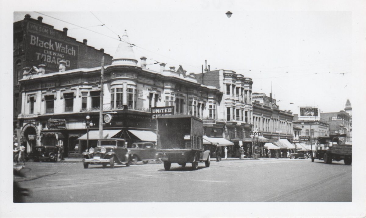 Douglas and Yates.jpg