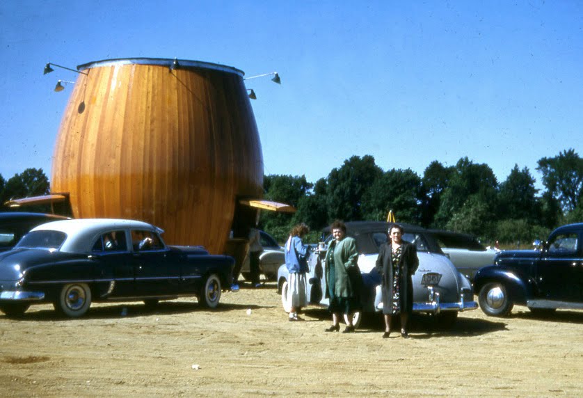 Douglas Michigan Root Beer Barrel.jpg