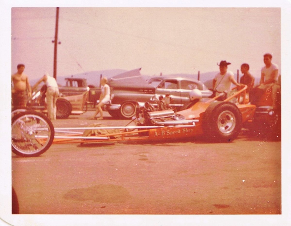 dover11 A&B speed shop1.jpg