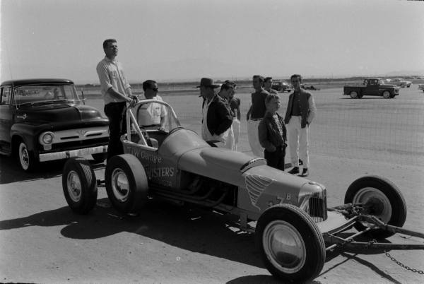 DragRacing01.jpg