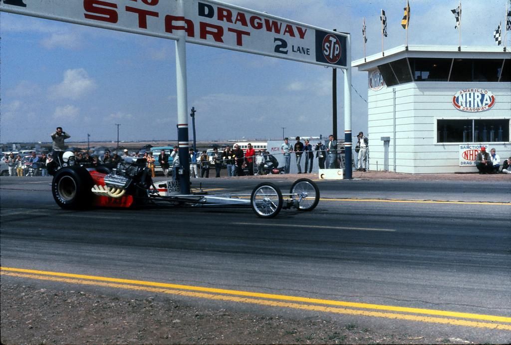 dragster amarillo.jpg