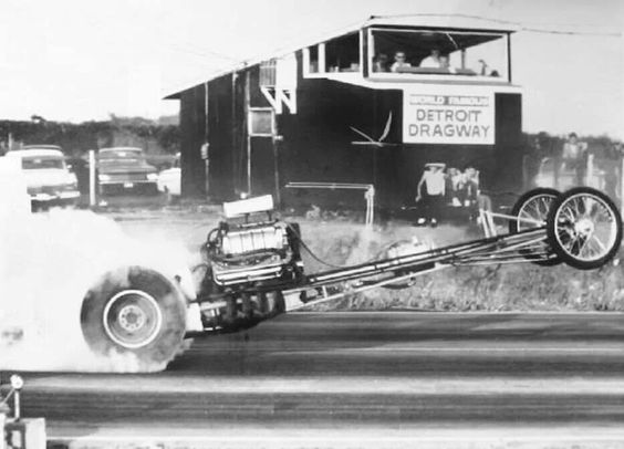 dragster detroit wheelie.jpg