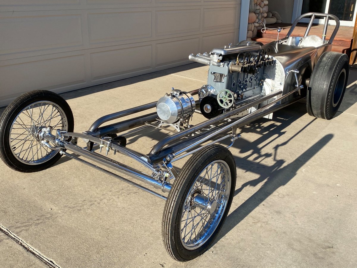 Dragster1.jpg