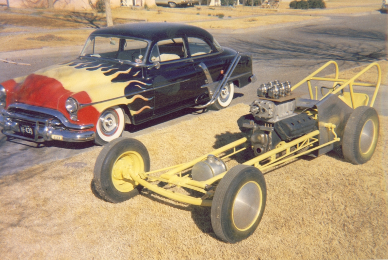 DragsterAndOlds800.jpg