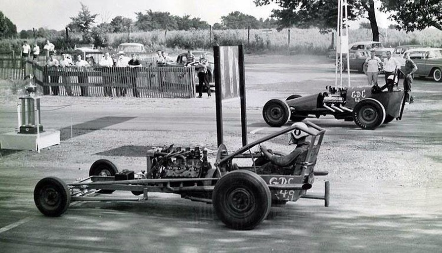 dragsters midwest.jpg