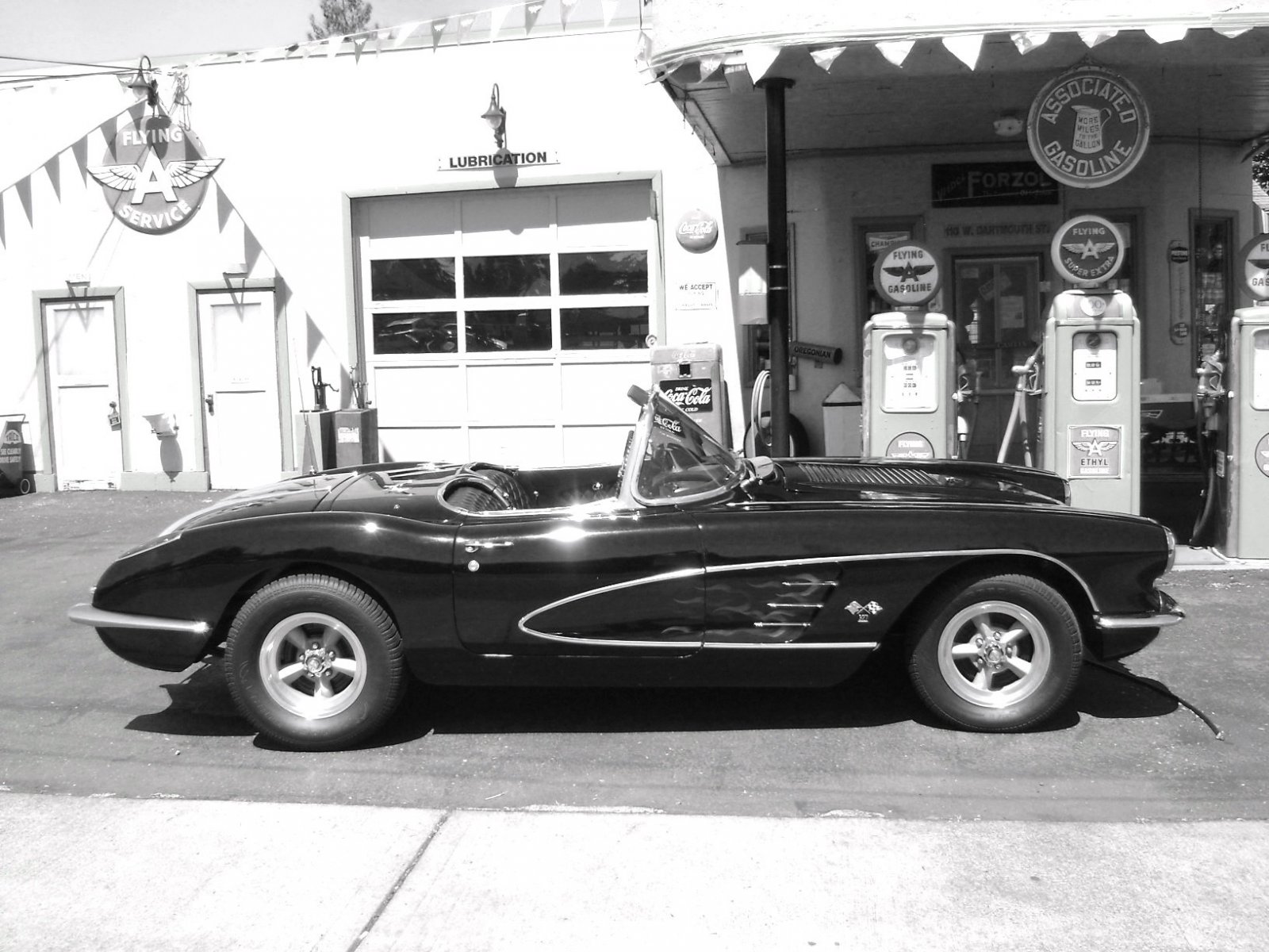 DSC00896 B&W.jpg