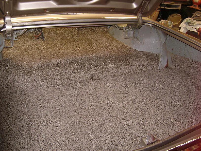 DSC08249 SMALL carpet install.JPG