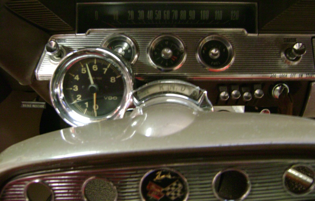 DSC08647 CROP TACH.jpg
