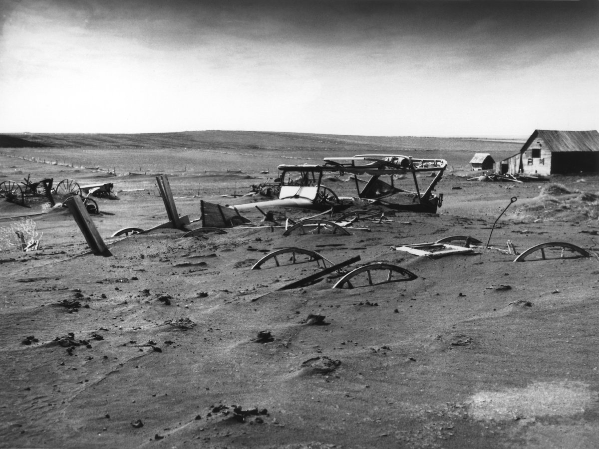 Dust_Bowl_-_Dallas,_South_Dakota_1936.jpg