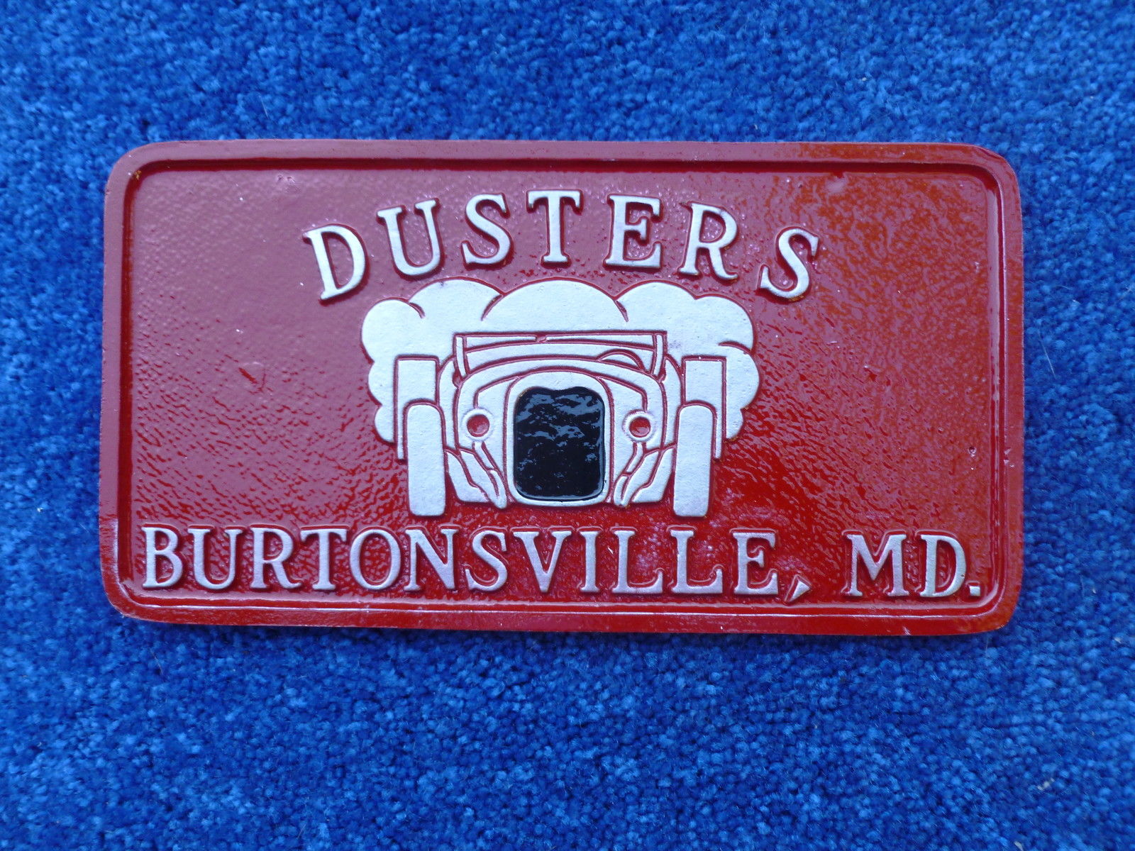 Duster-plaque.jpg