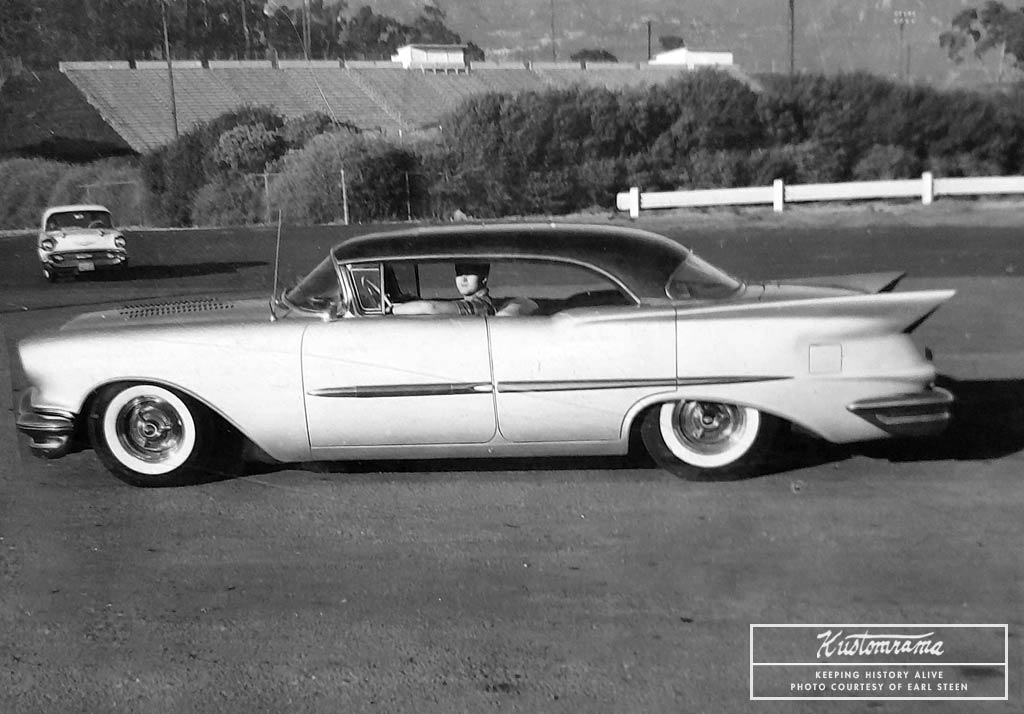 Earl-steen-1956-oldsmobile-custom-batmobile4.jpg