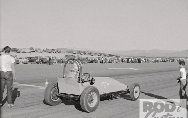 early-1950s-dragster.jpg