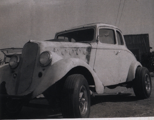 Early  B&W 2.jpg