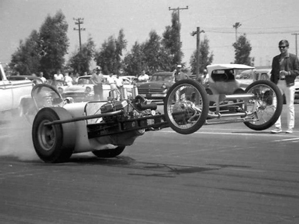 EarlyDragster212.jpg