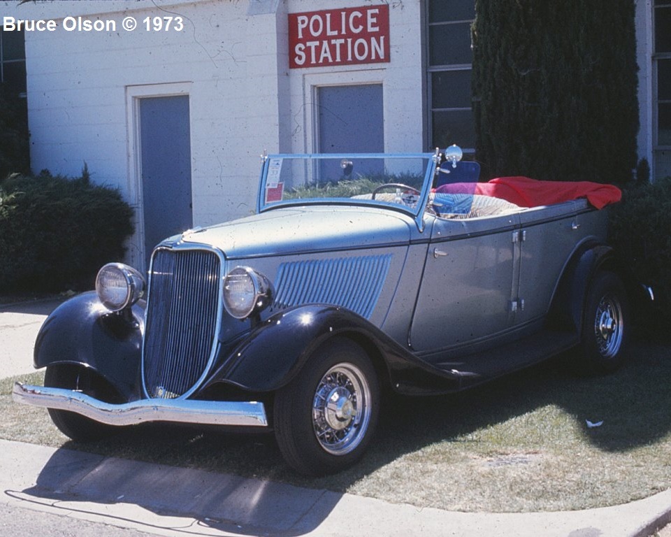 Ed Lee's '33 Aussie  Phaeton @ '73 Lodi Mini Nats.jpg