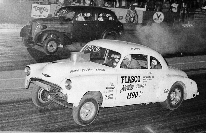 Ed Sigmon began racing at dragstrips at age 18 in 1960.jpg