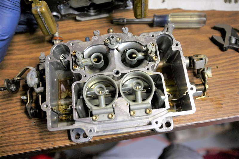 Edelbrock carb body (2).jpg
