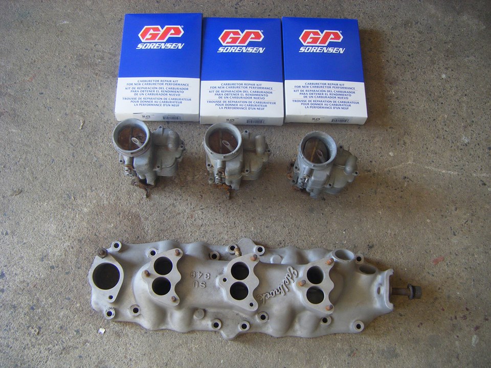 Edelbrock intake.jpg