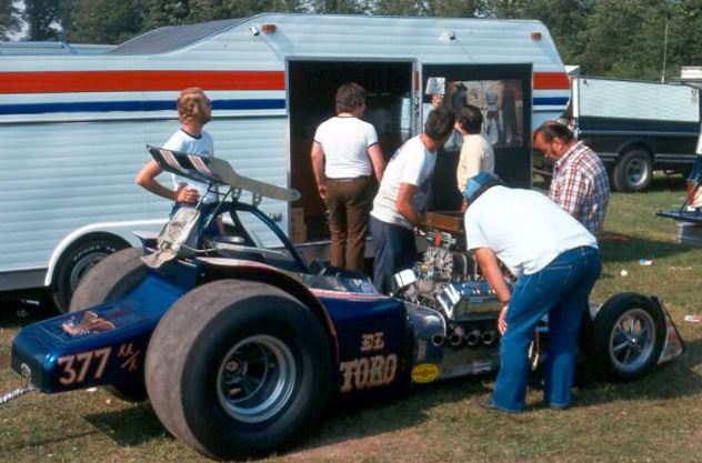 El toro AAA roadster.JPG