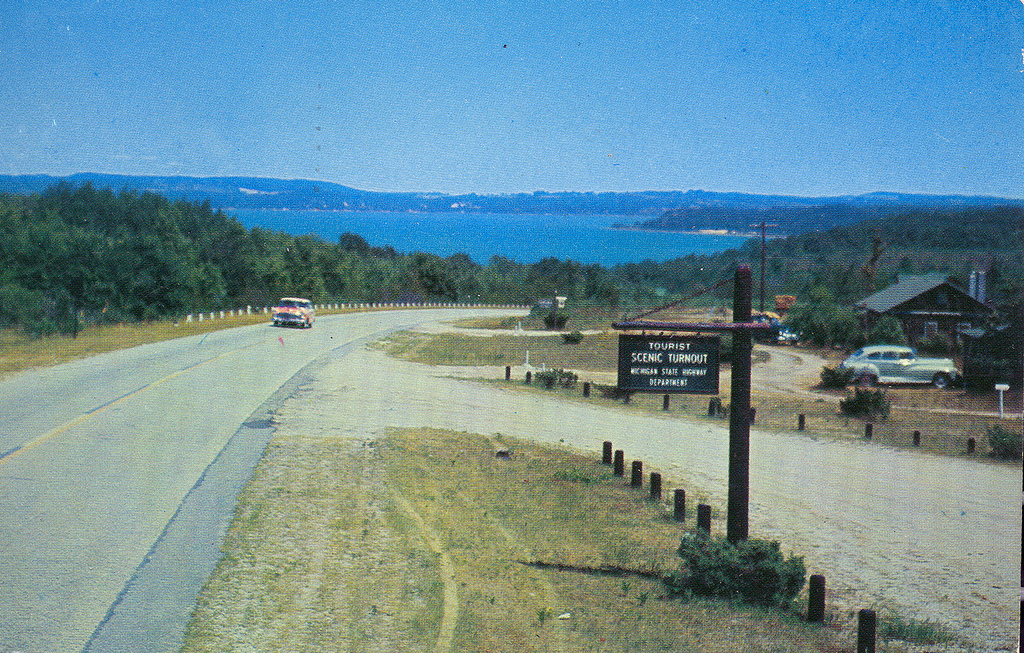 Elberta Northern Scenic Turnout looking North to Frankfort.jpg