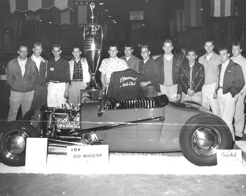 Elmwood Auto Club with Dick William's 1953 AMBR.jpg