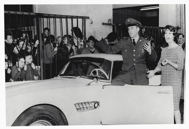 elvis.jpg