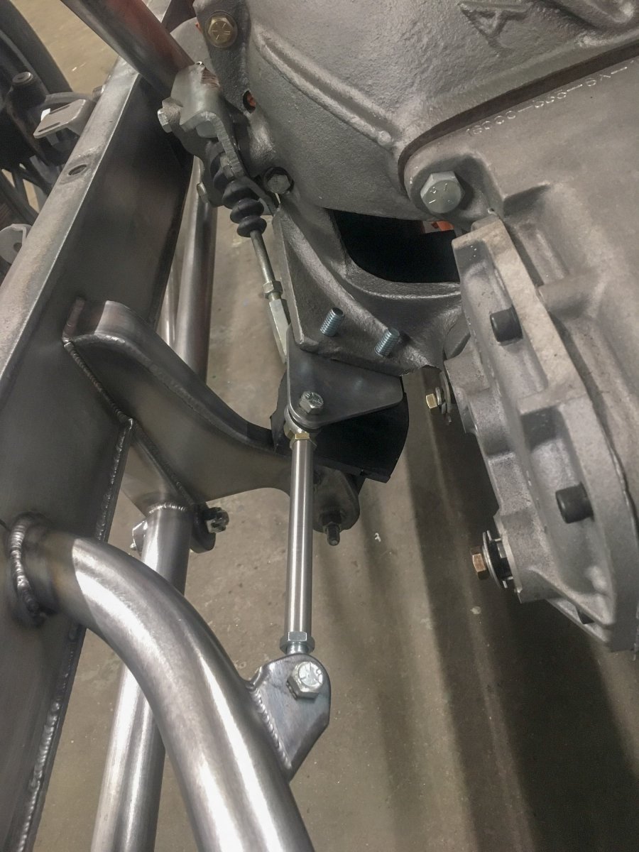 Engine Limiter Rod SBC in a Model A .jpg