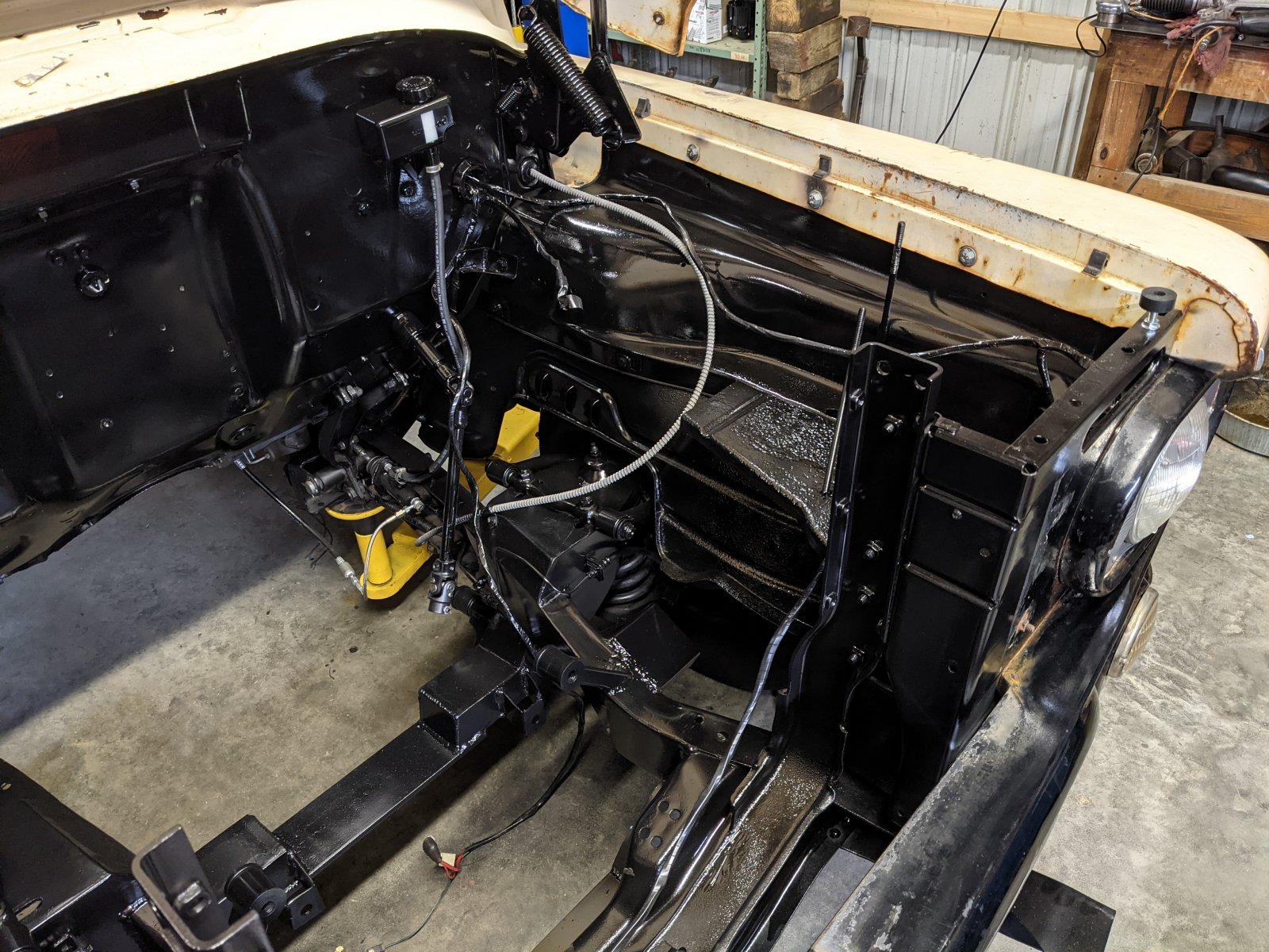 EngineBay5.jpg