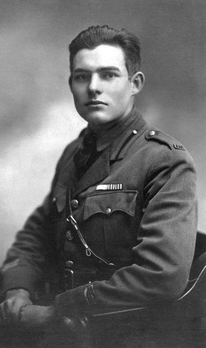 Ernest Hemingway WWI.jpg