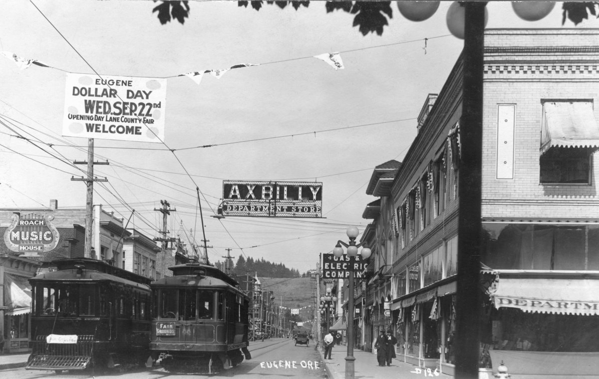 Eugene_streetcars_Willamette_Blvd_1915.jpg