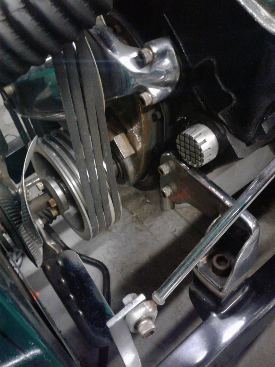 FAb_T_TBUCKET_SHOWCAR_ISCA_SHOWCAR_CRAGAR_BLOWER_MAGNESIUM_WHEELS_43.jpg