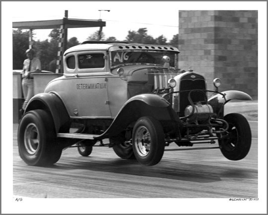 fe3cd528552c7536920234557ac79032--old-photos-dragracing.jpg