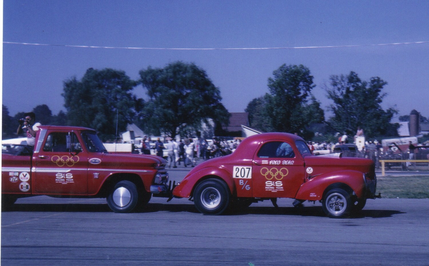 FEB1964INDYpushtruck.jpg