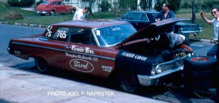 FERMIER Bros CS 1962 ford CS.jpg