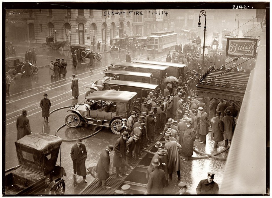 Fire at 55th Street , New York , 1915..jpg