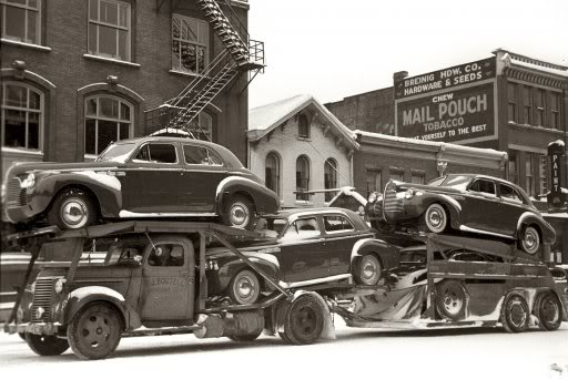 FJ Boutell haule Buicks out of Flint-1947.jpg