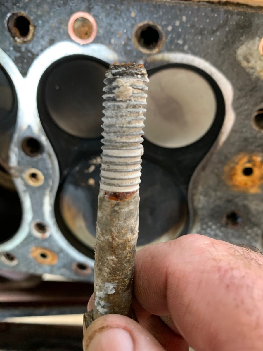 Flathead bolt.jpg