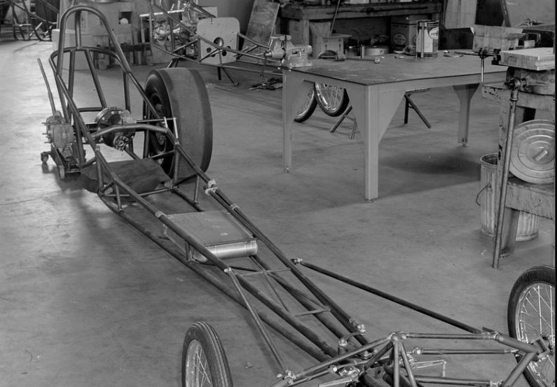 Flexy Flyer Chassis look at that front end.JPG