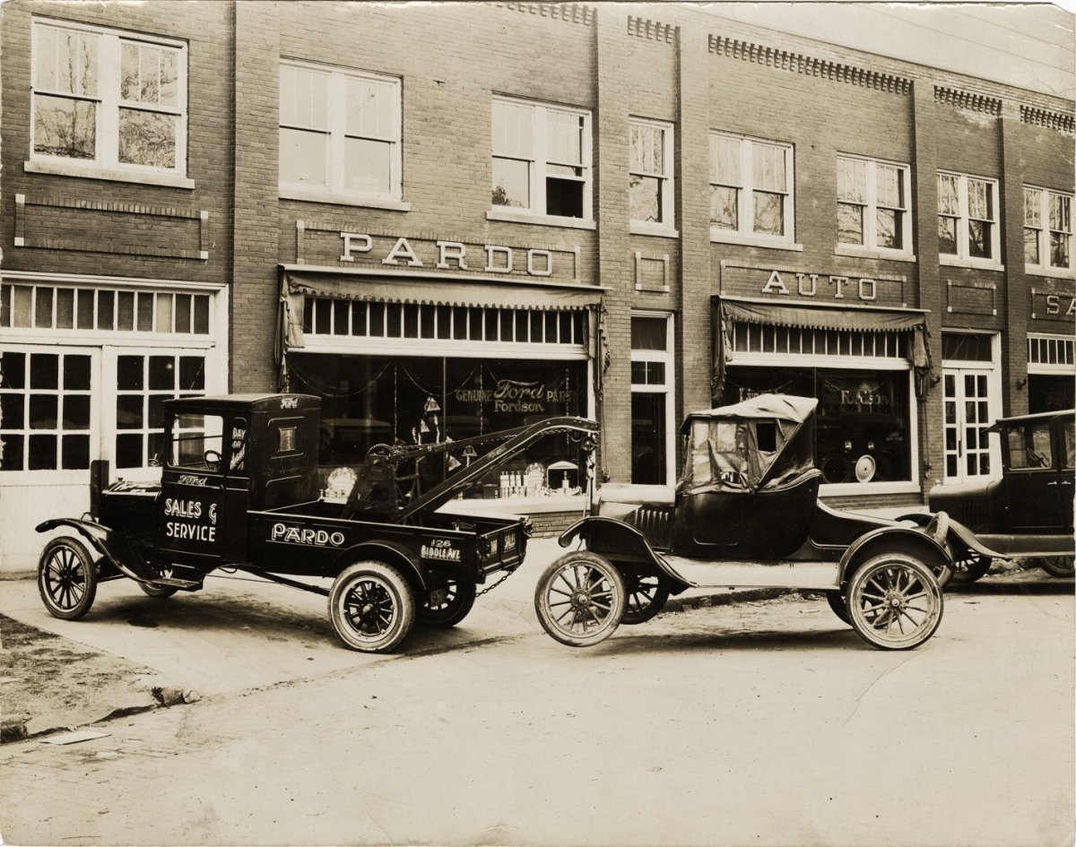 Ford 24 25.jpe