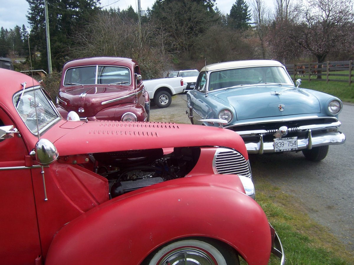 Ford V8 club.JPG