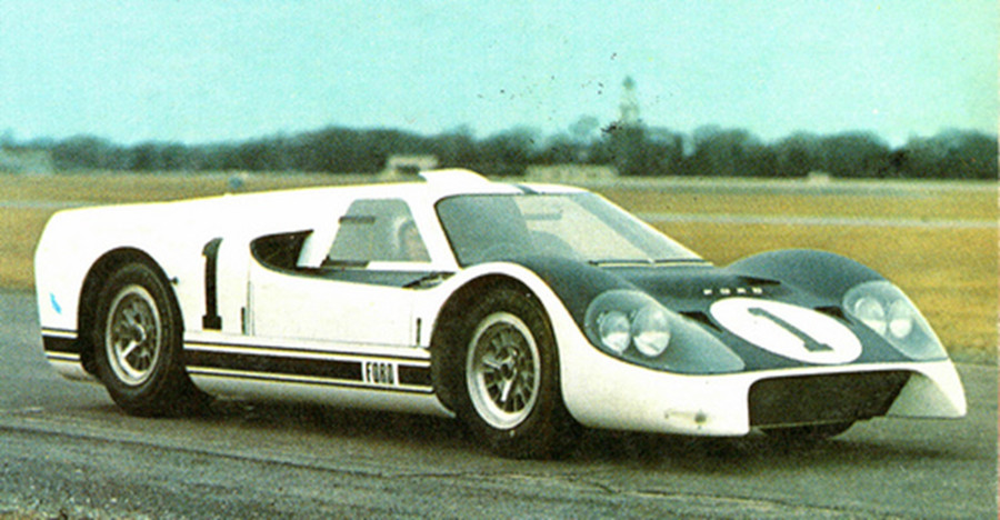 Ford_Chassis_J-1_at_the_Dearborn_Proving_Grounds_March_1966_RESIZED_1.jpg