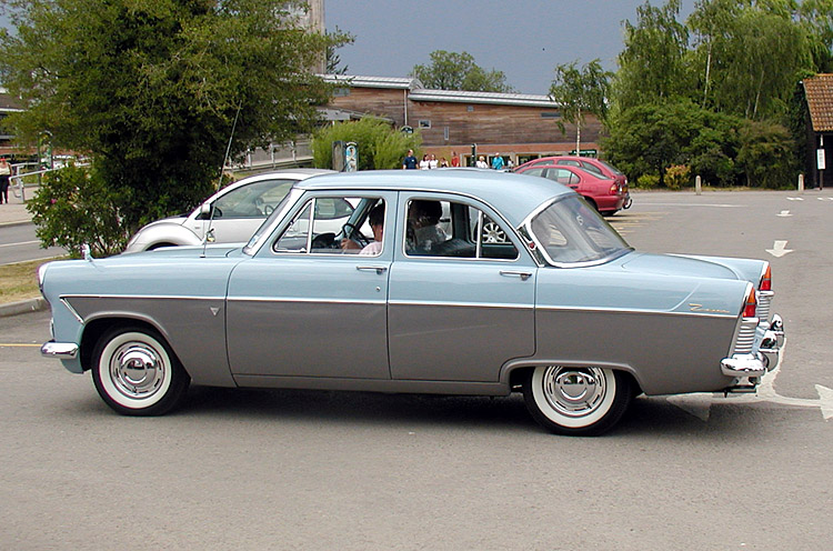 Ford_zodiac_arp_750pix.jpg