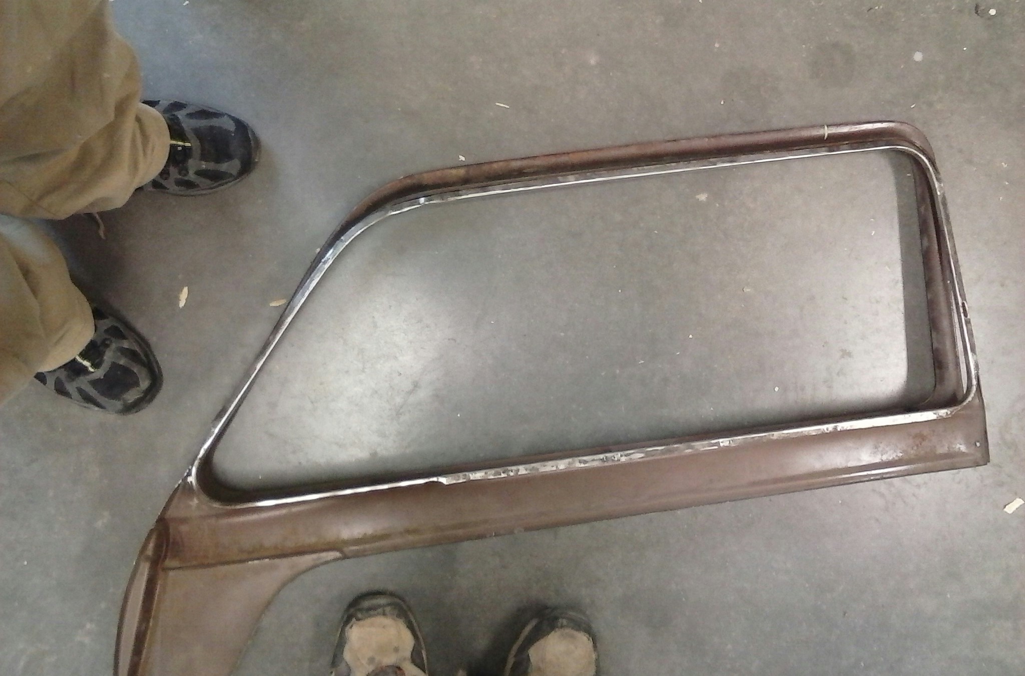 fordframe.jpg