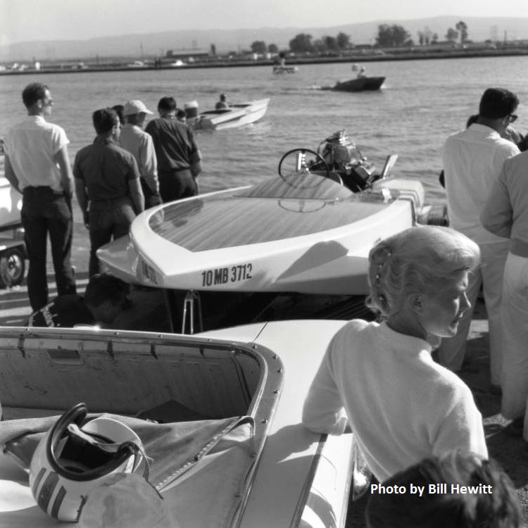 Fremont Boat Drags - 1961 by Bill Hewitt (17).JPG