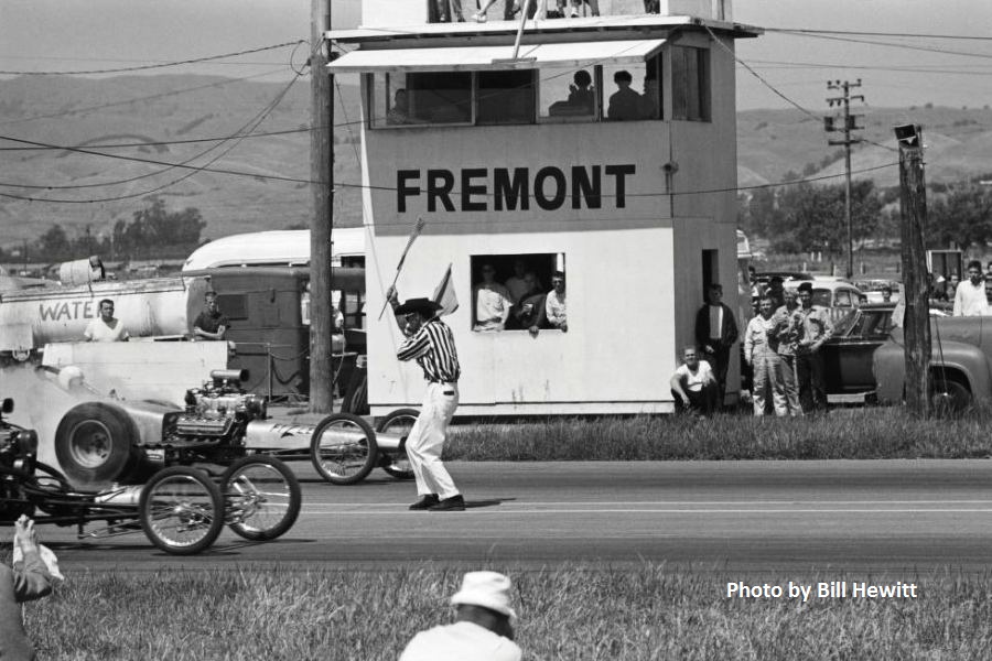 fremont drags flag start.jpg