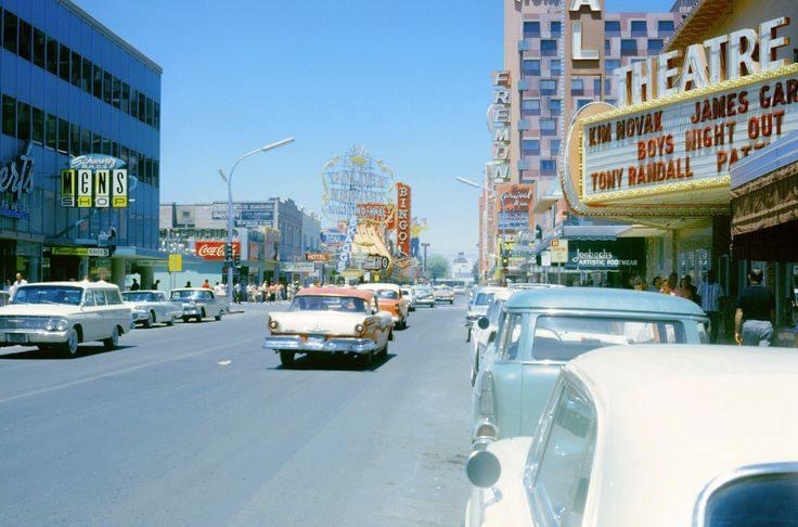 FREMONT ST VEGAS.jpg
