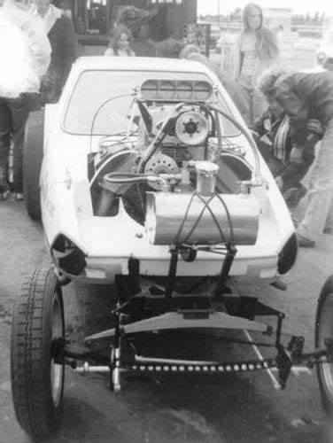 funny car metronome 1 steve cryer bond bug body by the reliant motor co..jpg